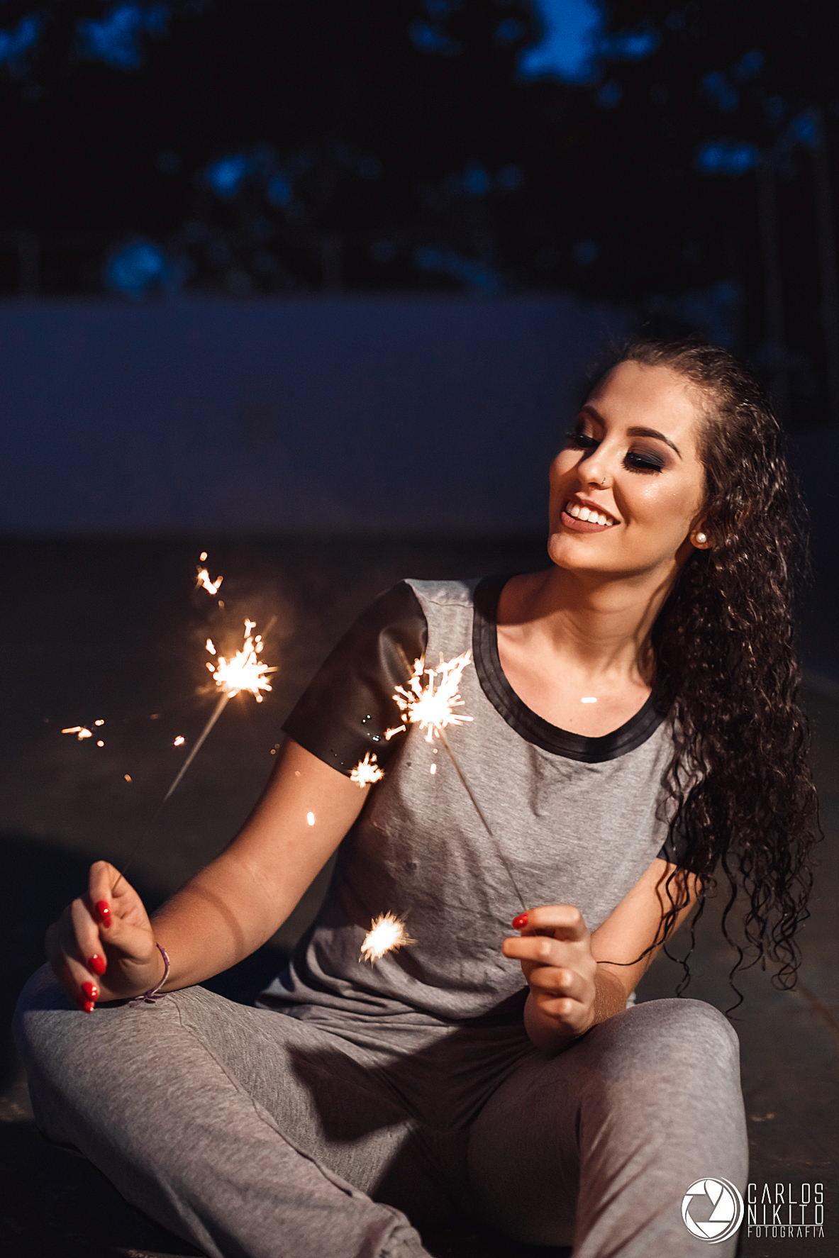 Book da Nara de 15 anos. Produção Hugo Castro, roupas da Closet, realizado em Itumbiara Goiás fotografado por Carlos Nikito