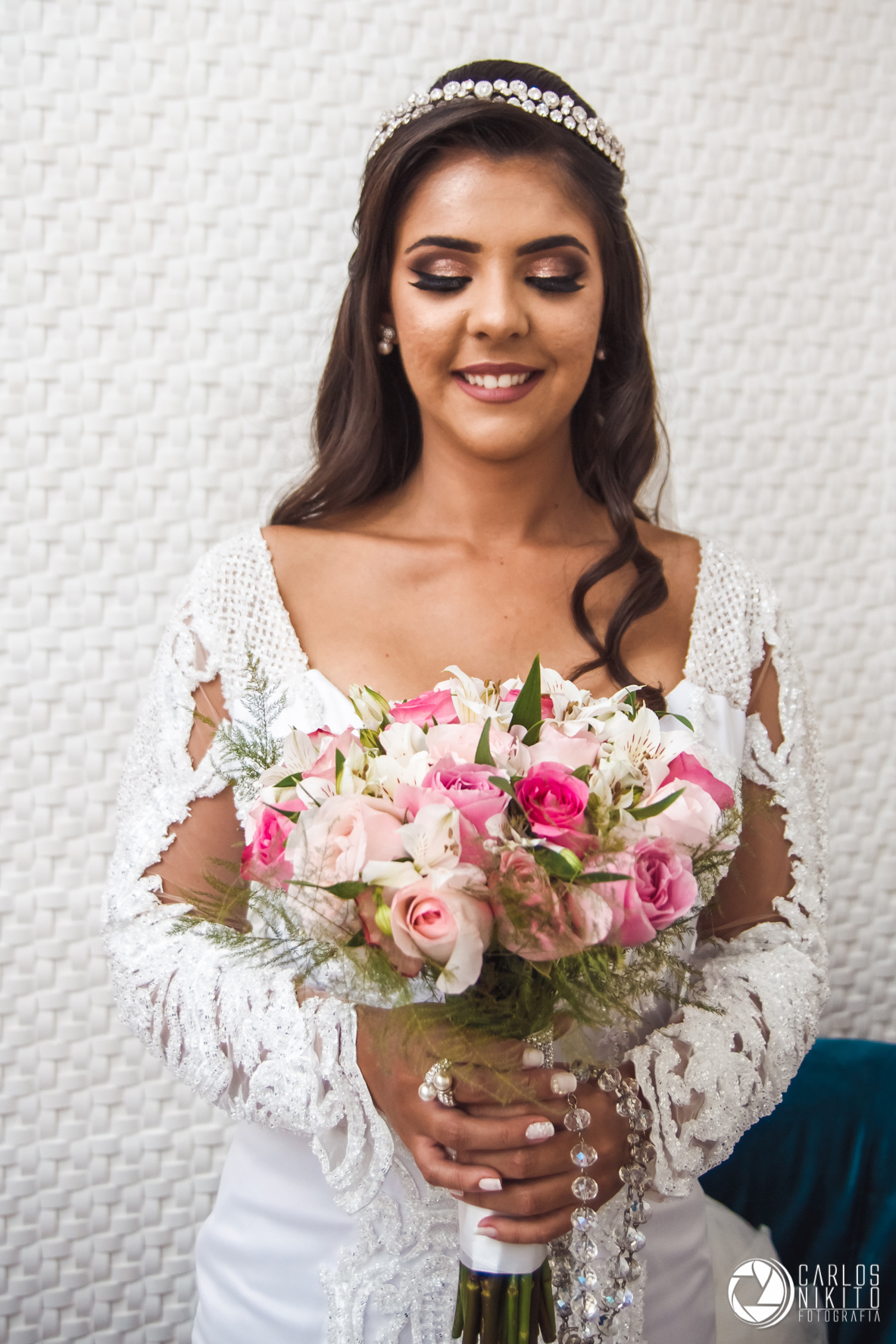 Casamento Paula e Gesmar realizado em Itumbiara Goias fotografado por Carlos Nikito. Celice Prado Make up e vestido Andrea Bernardino