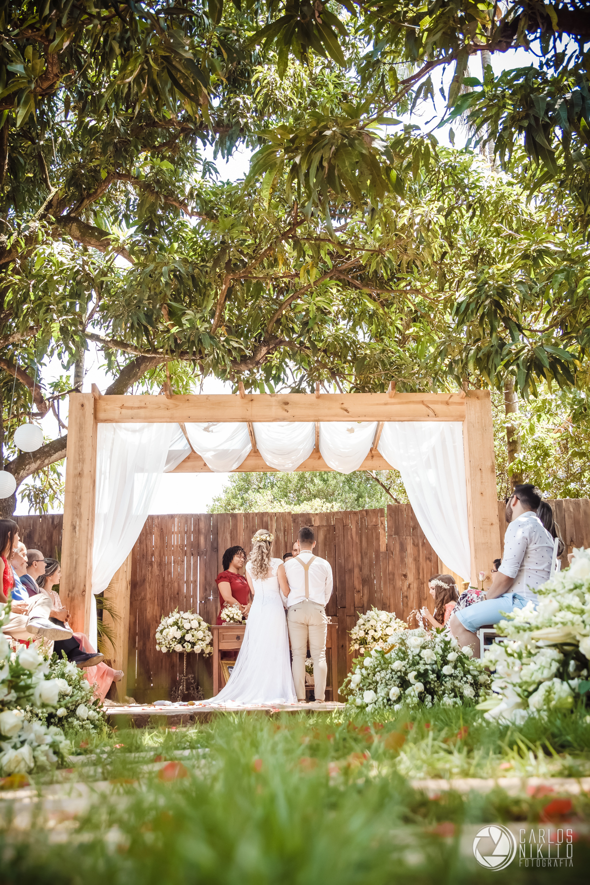 Casamento Laísa e Vinicius realizado em Itumbiara Goias fotografado por Carlos Nikito