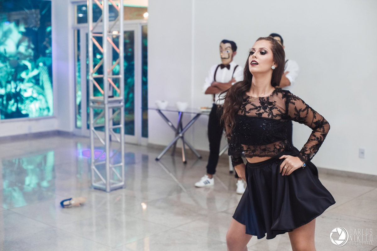 Aniversário da Nara Porcino de 15 anos, realizado em Goiânia Goiás no salão de festas Acrópolis fotografado por Carlos Nikito.