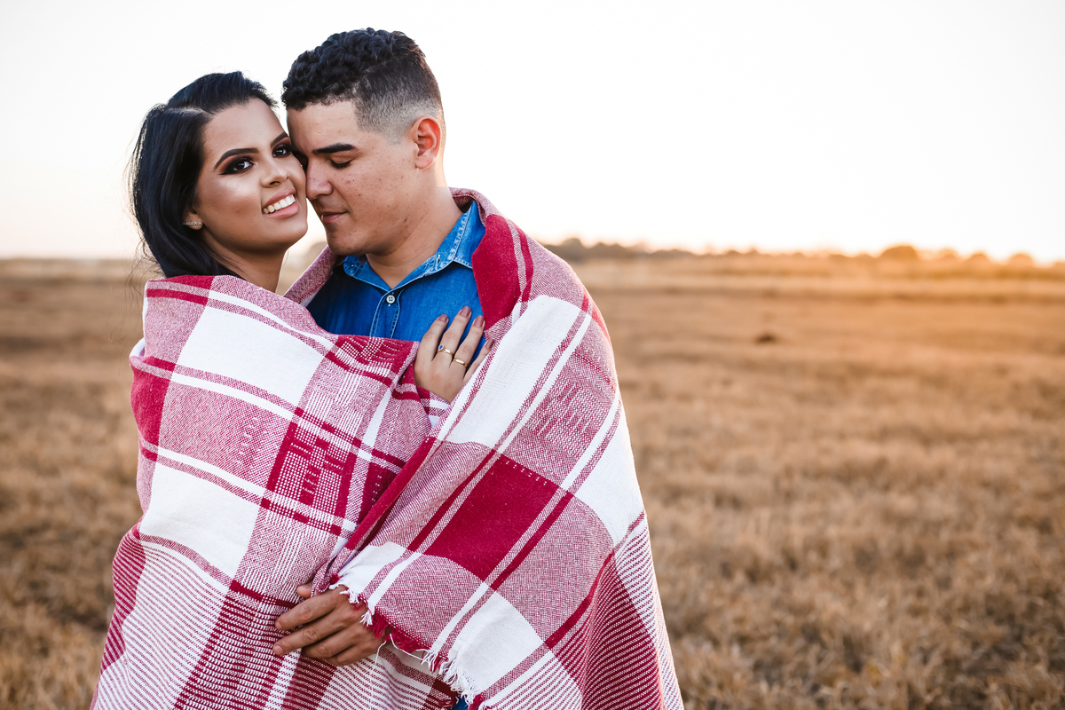 ensaio pre casamento da Gabriella e do Paulo realizado em Itumbiara Goias, fotografado por Carlos Nikito