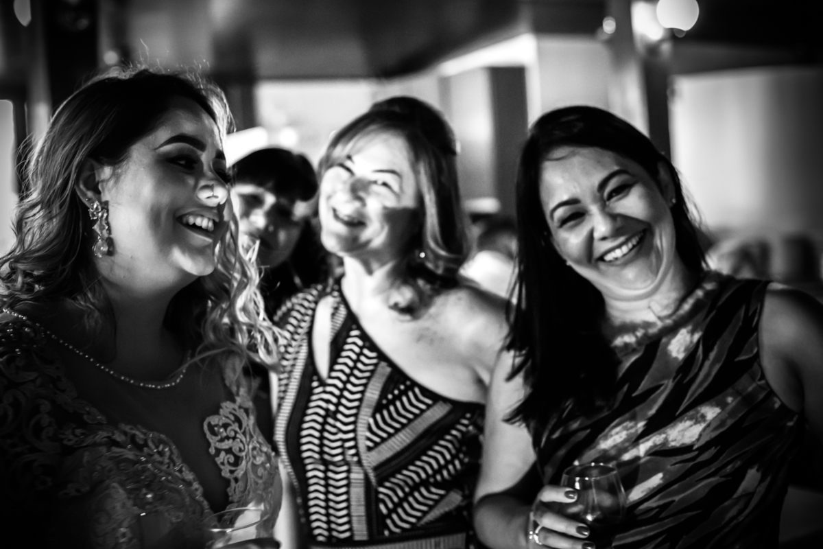 casamento Adrielly e Thalles realizado em Itumbiara Goias fotografado por Carlos Nikito no restaurante Arvoredo.