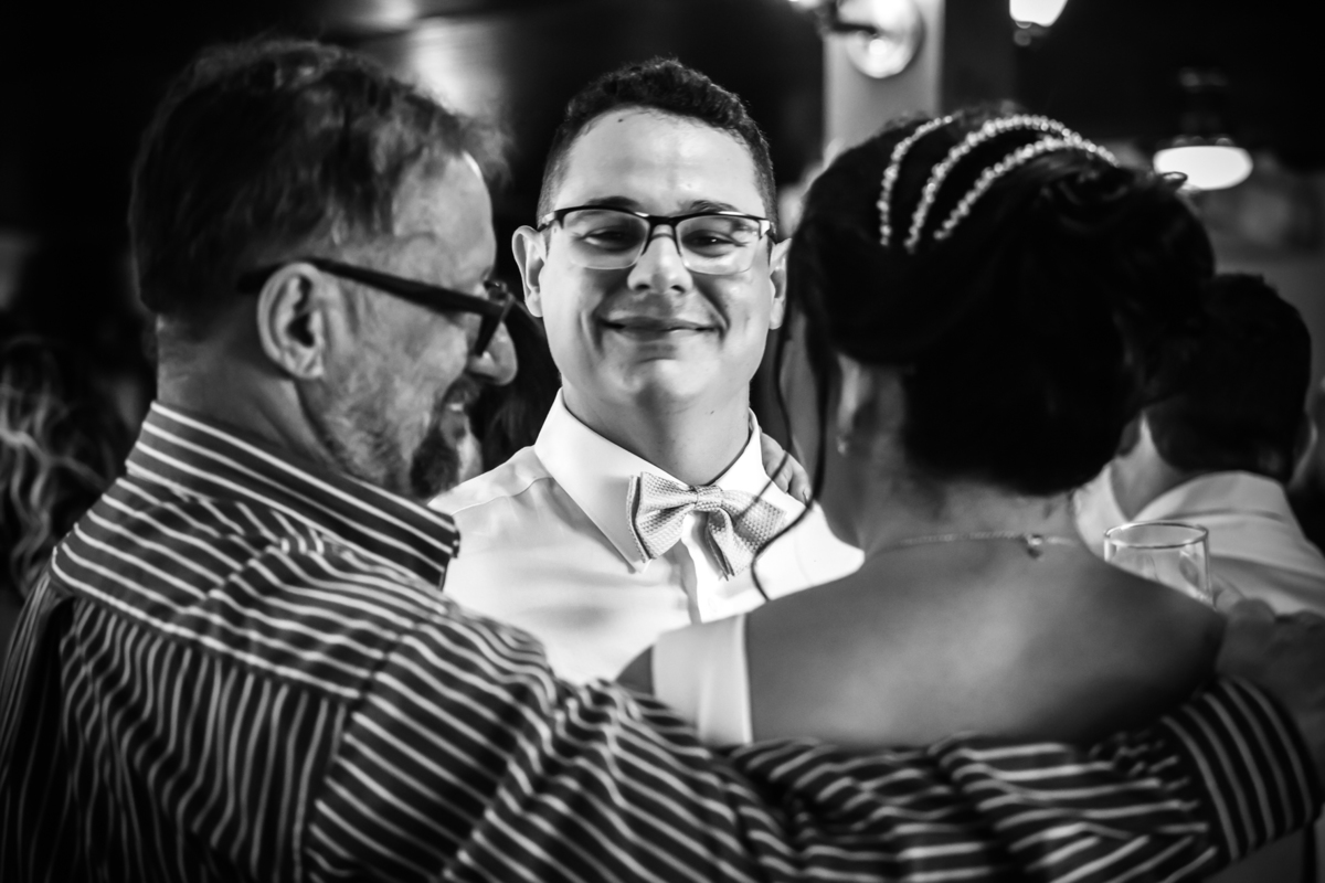 casamento Adrielly e Thalles realizado em Itumbiara Goias fotografado por Carlos Nikito no restaurante Arvoredo.