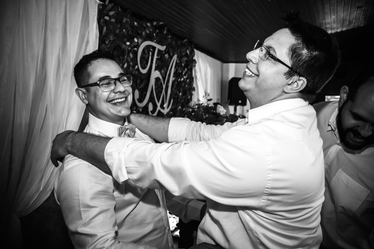 casamento Adrielly e Thalles realizado em Itumbiara Goias fotografado por Carlos Nikito no restaurante Arvoredo.