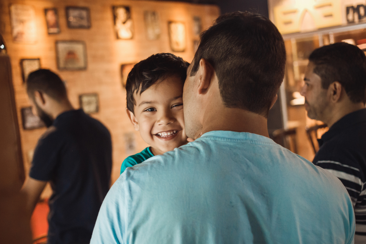 Casamento Gleicekelle e Thiago realizado em Itumbiara Goias, fotografado por Carlos Nikito. Making of do noivo na Barbearia Bolshoi.