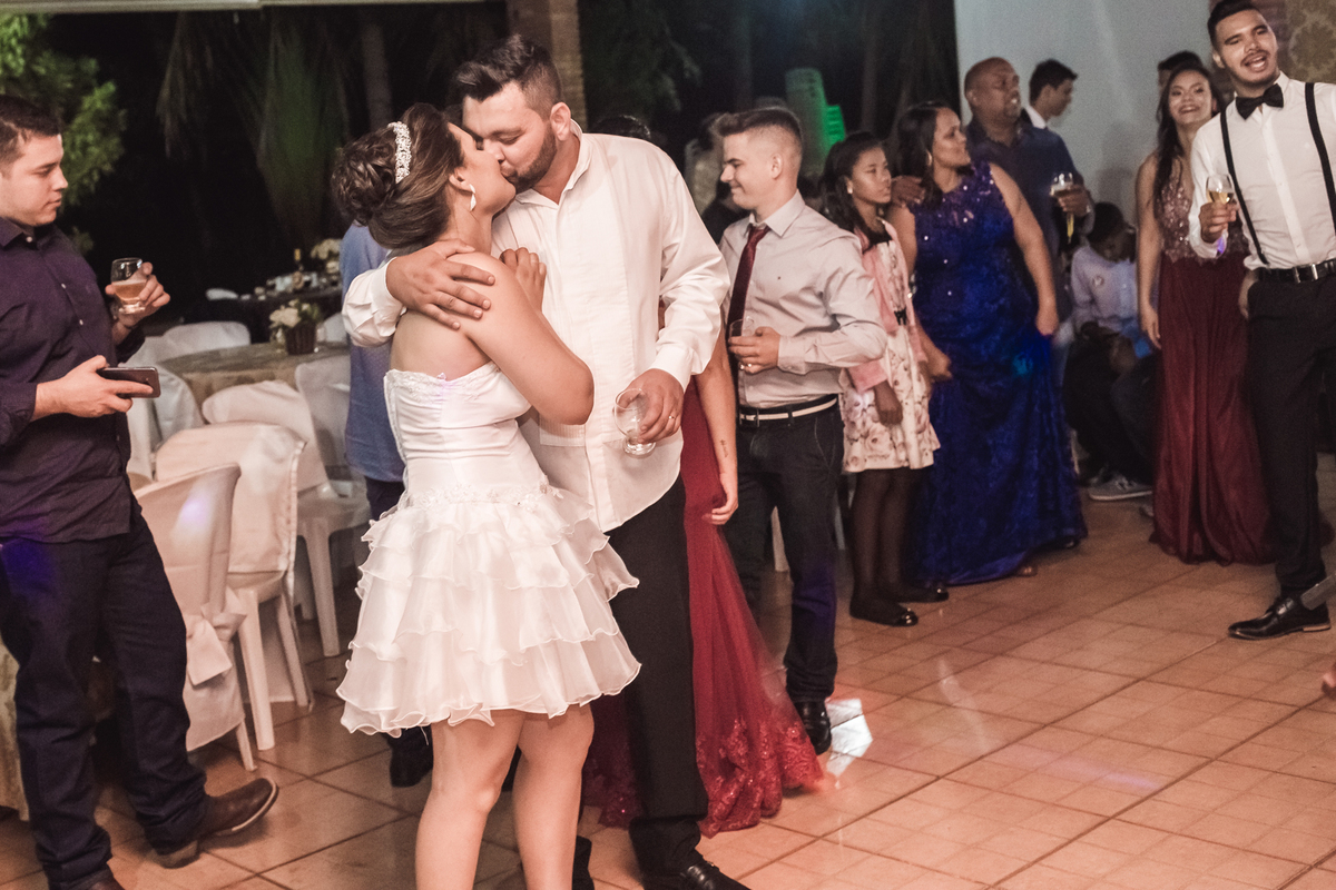 Casamento Andrielle  e Edson realizado em Itumbiara Goias, fotografado por Carlos Nikito.