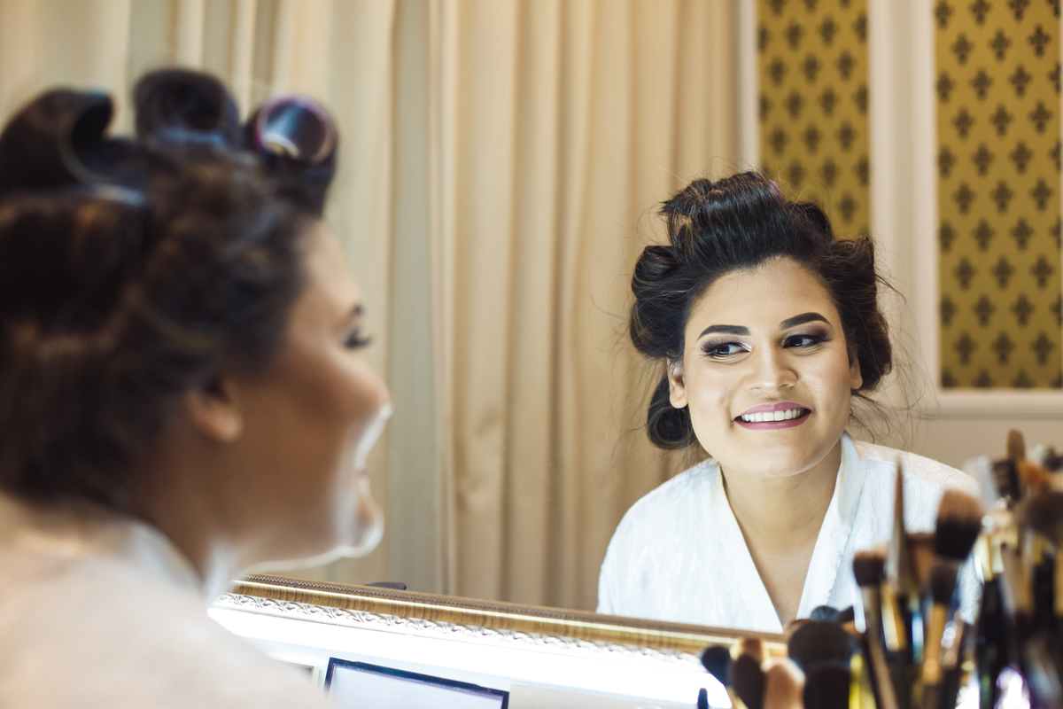 Casamento Andrielle  e Edson realizado em Itumbiara Goias, fotografado por Carlos Nikito. Making of no Tiago Azevedo hairdressers