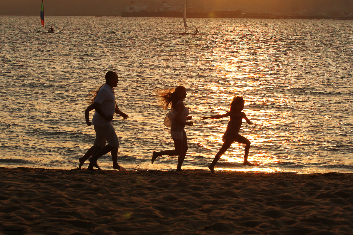 ensaio pré casamento em ilha bela - ensaio de casal em ilha bela - ensaio pré casamento final de tarde