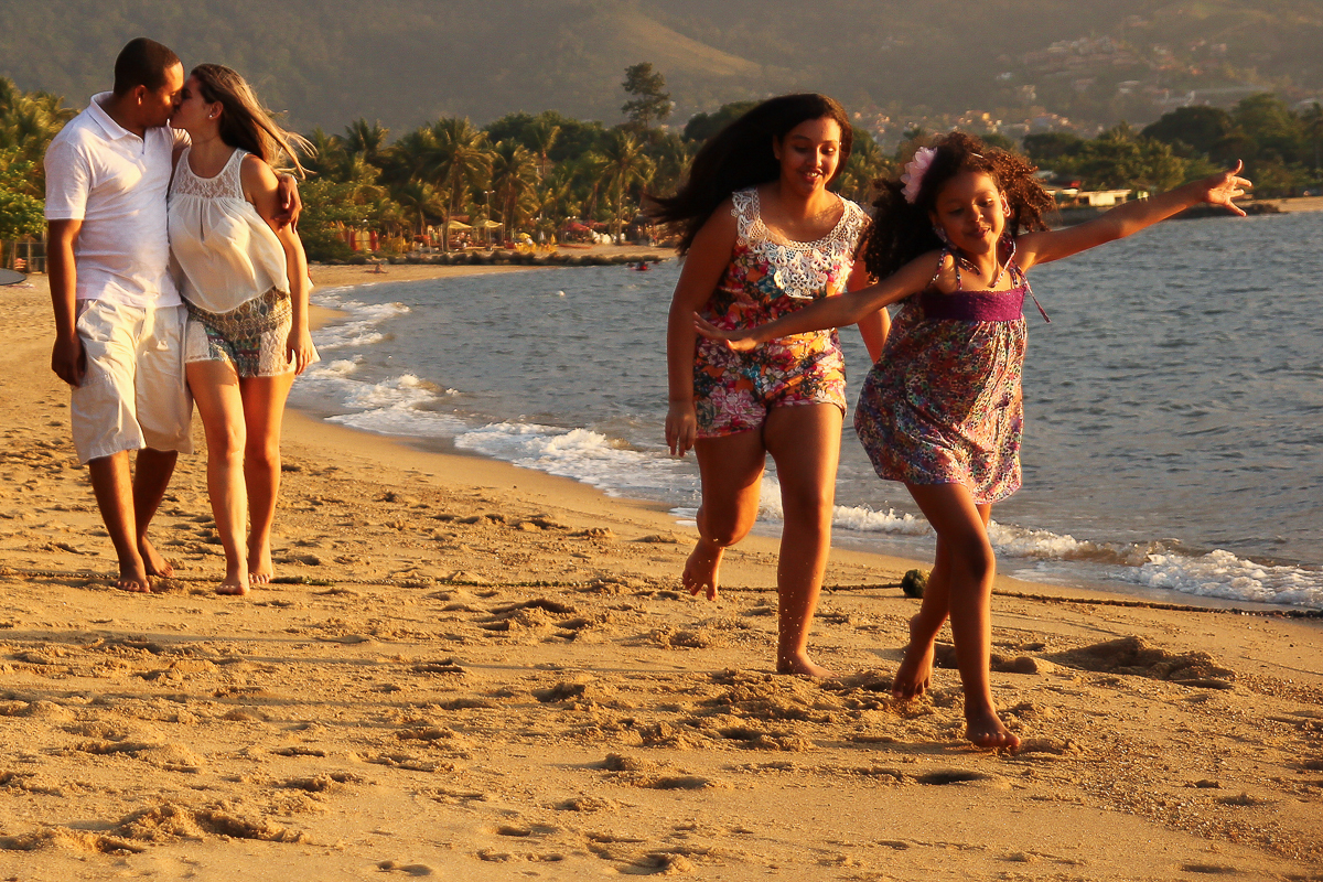 ensaio pré casamento em ilha bela - ensaio de casal em ilha bela - ensaio pré casamento final de tarde