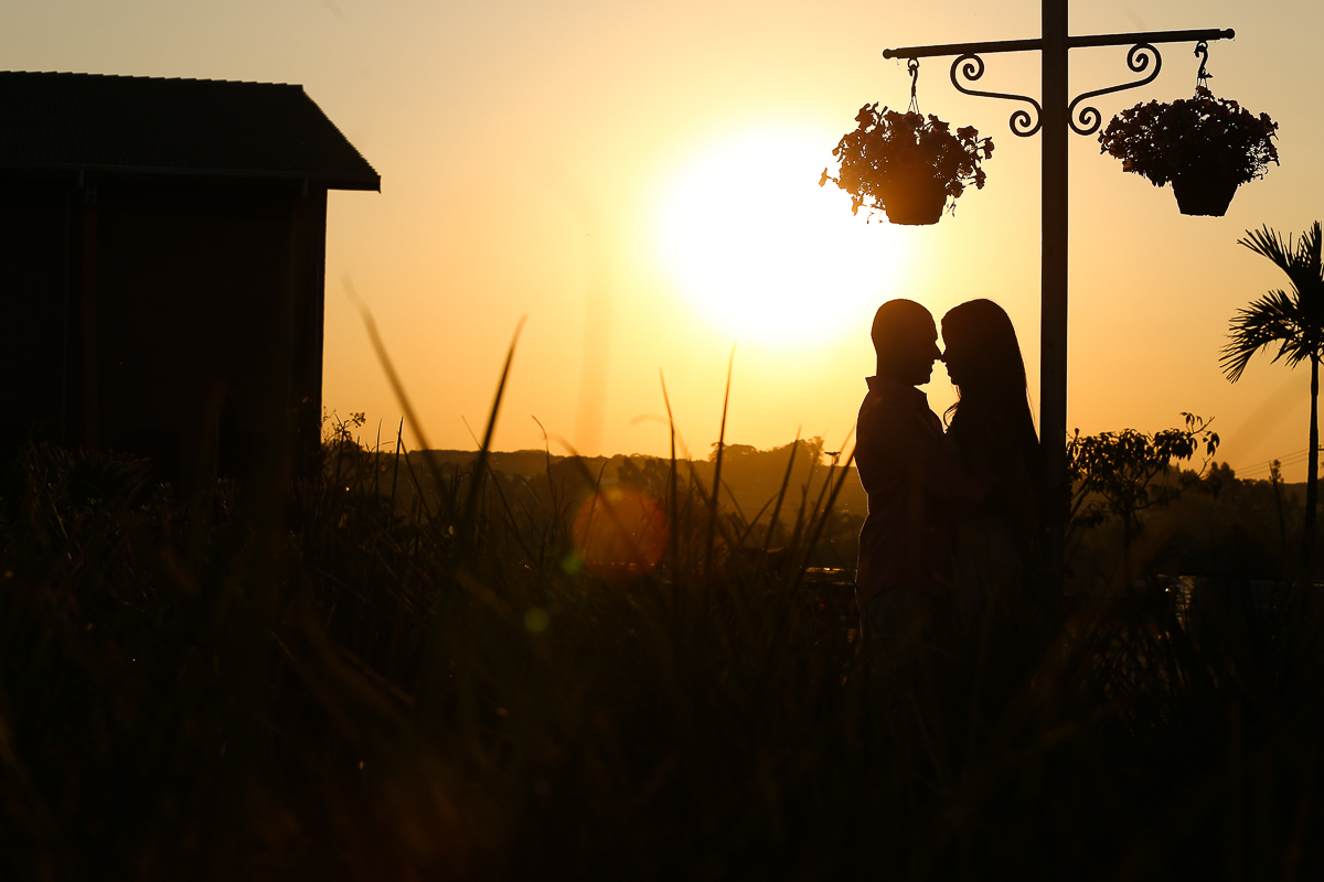 Ensaio-pre casamento-holambra ensaio de casal-holambra -ensaio de casal fim de tarde-holambra