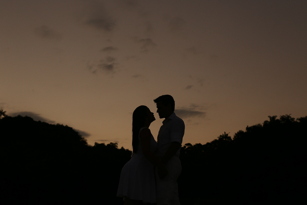 ensaio-pré-casamento-praia-das-conchas-guarujá-sp