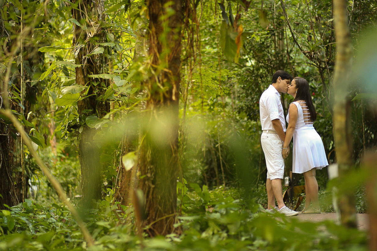 ensaio-pré-casamento-praia-das-conchas-guarujá-sp