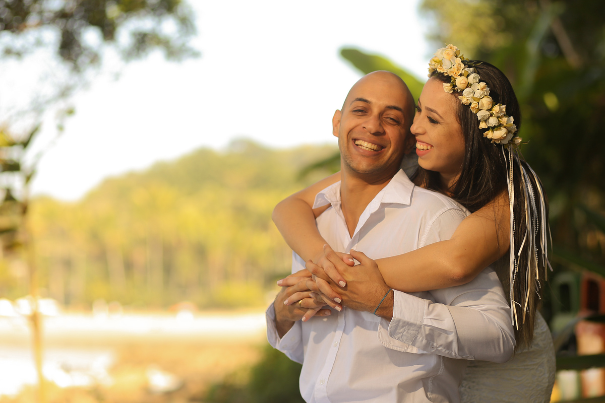 ensaio-pré-casamento-praia-do-iporanga-guarujá
