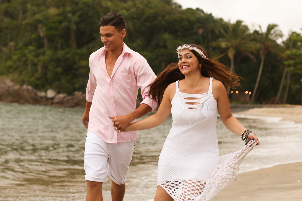 ensaio-pre´-casamento-natalia-e-vinicius-ensaiopré-casamento-praia-das-conchas-guarujá-/sp