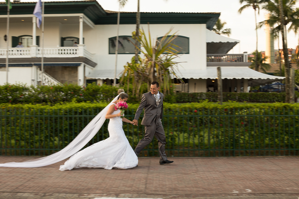 fotos externas pós casamento do casal no casa grande hotel