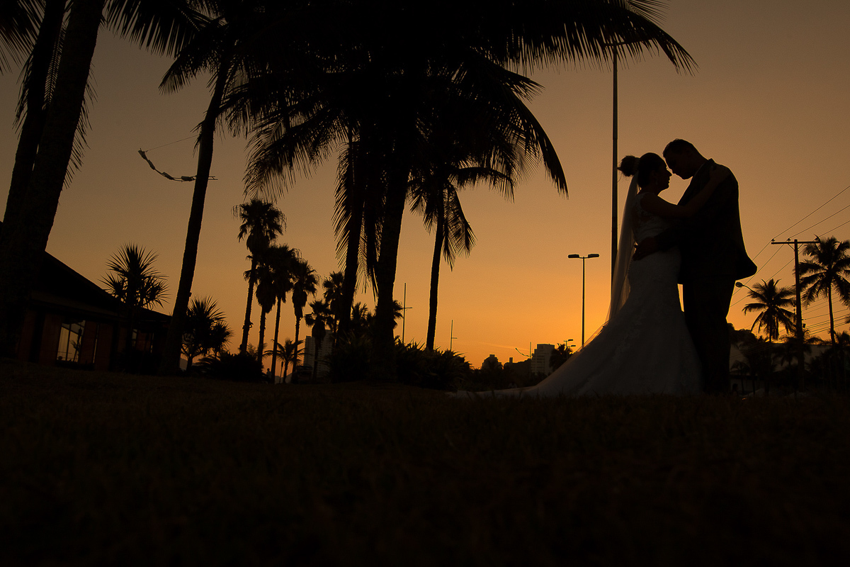 fotos externas pós casamento do casal no casa grande hotel