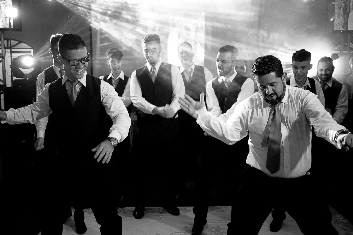 casal dançando na festa de casamento cassino da base aérea de santos