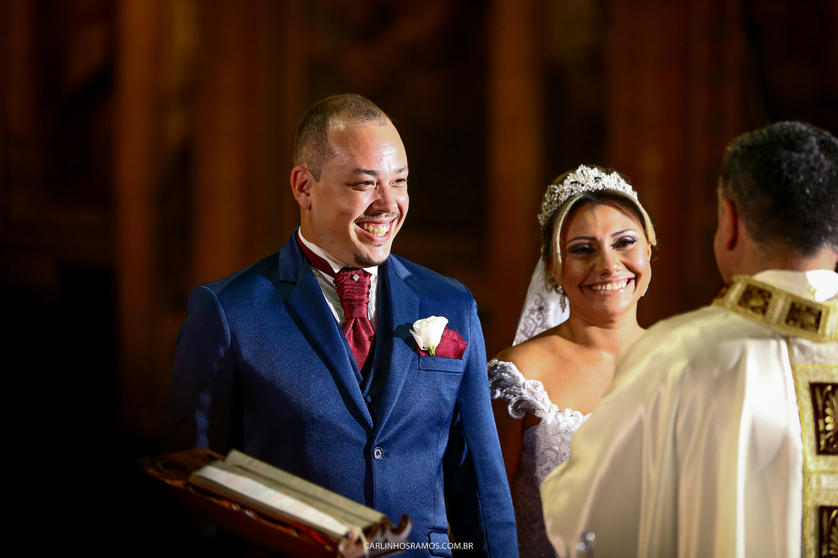 casamento-igreja-do-embaré-em-santos-casal-livia-e-bruno