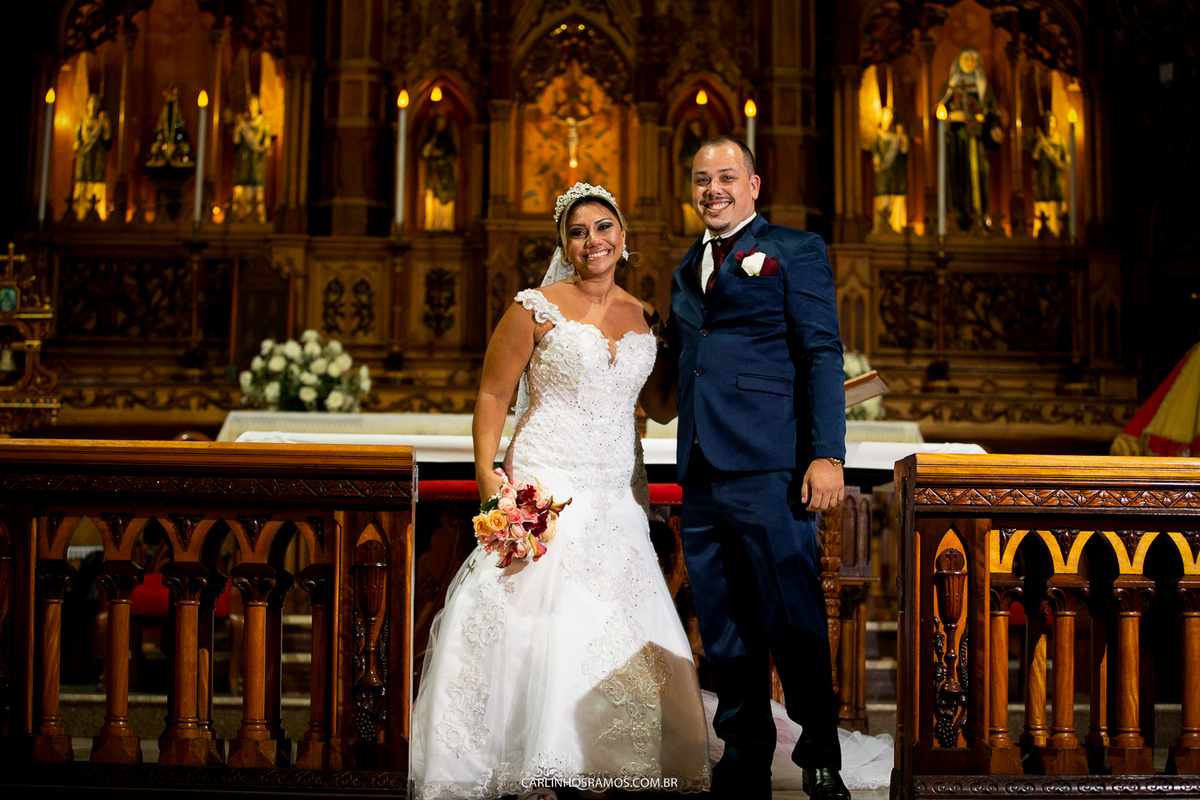 casamento-igreja-do-embaré-em-santos-casal-livia-e-bruno