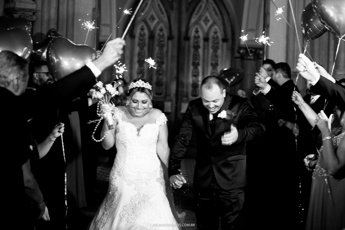 casamento-igreja-do-embaré-em-santos-casal-livia-e-bruno