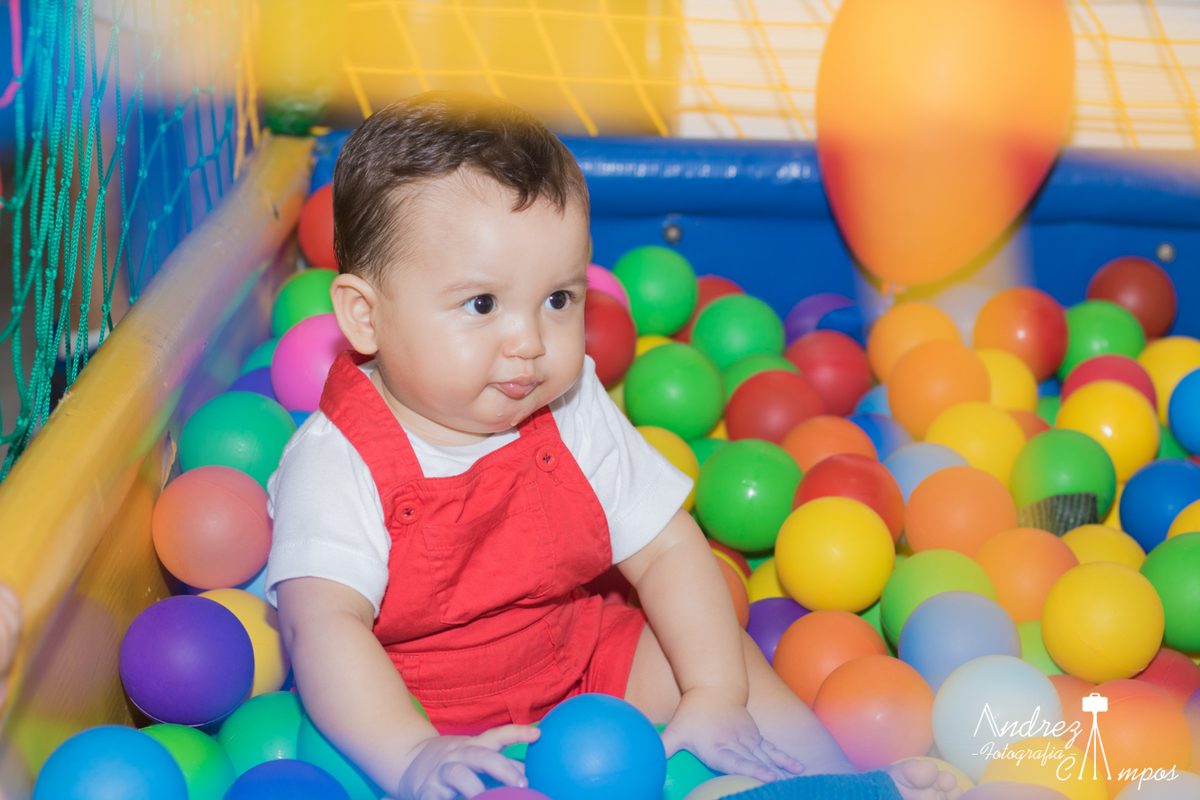 piscina de bolinha bebe