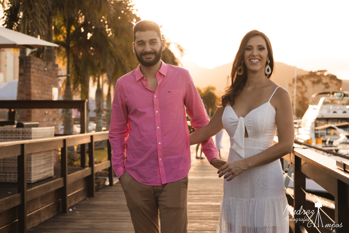 foto casal nascer do sol