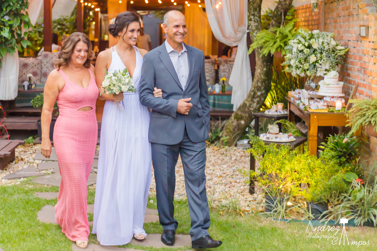 entrada noiva com pais