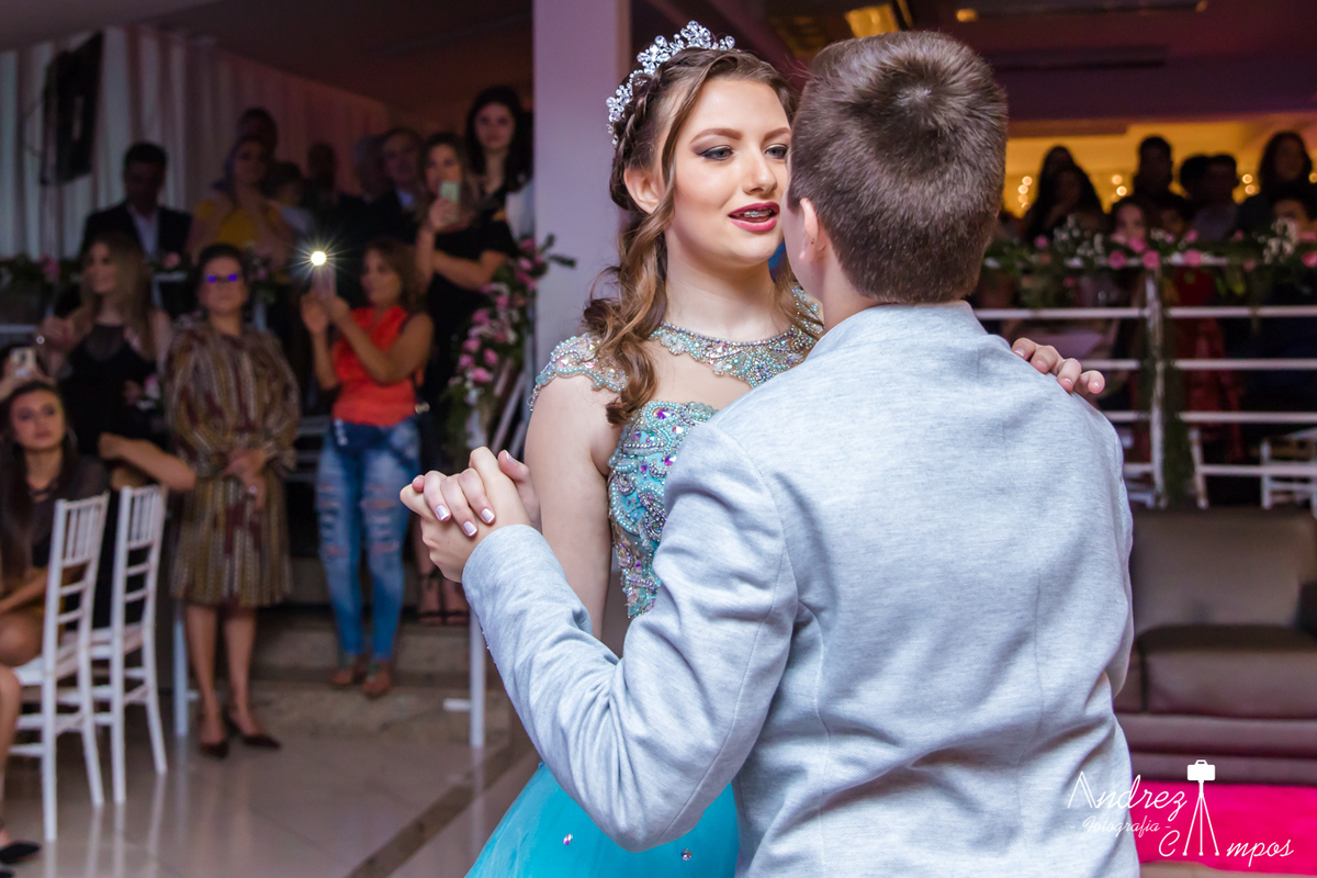 valsa diferente 15 anos