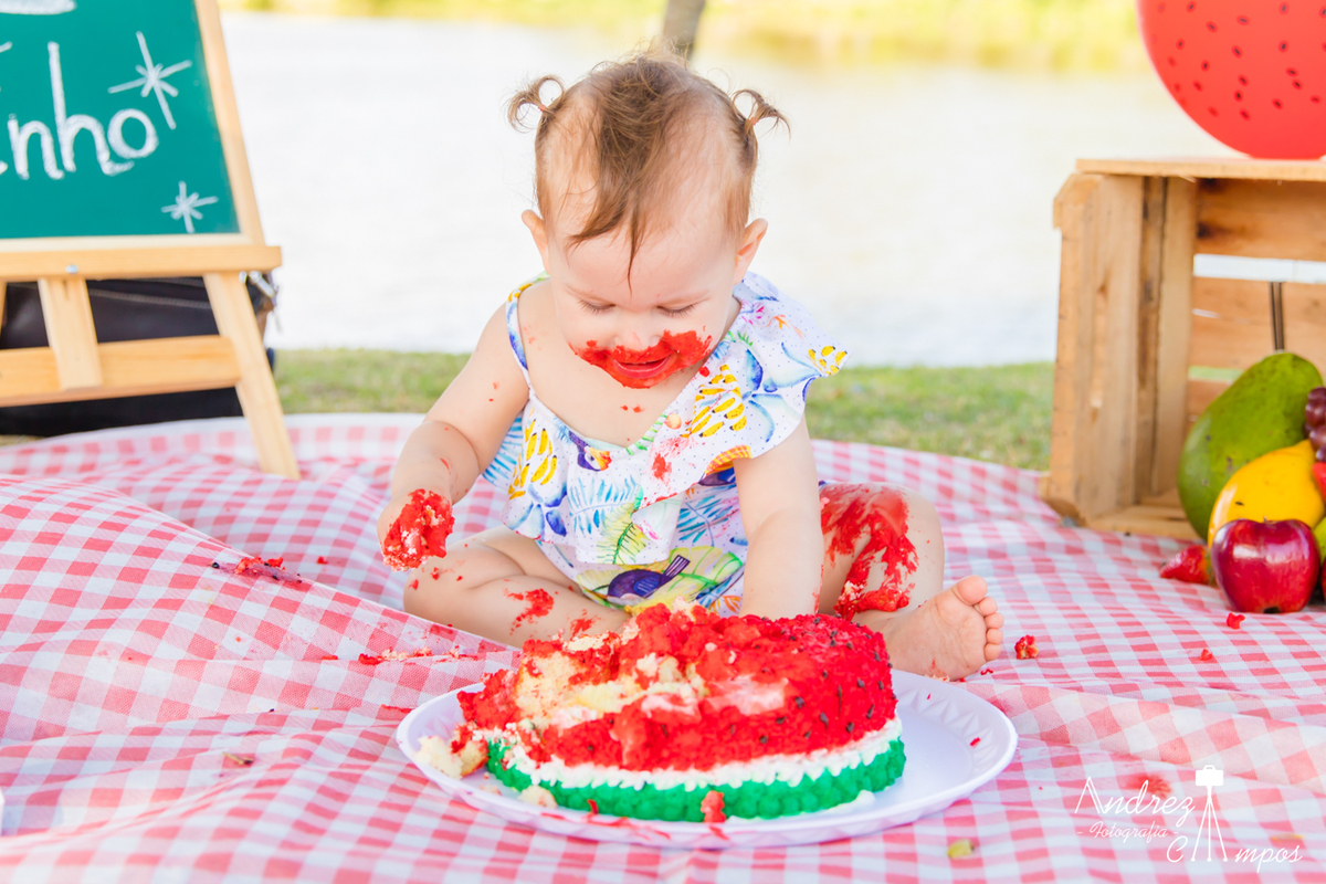 smash the cake
