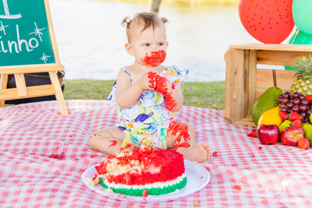 smash the cake