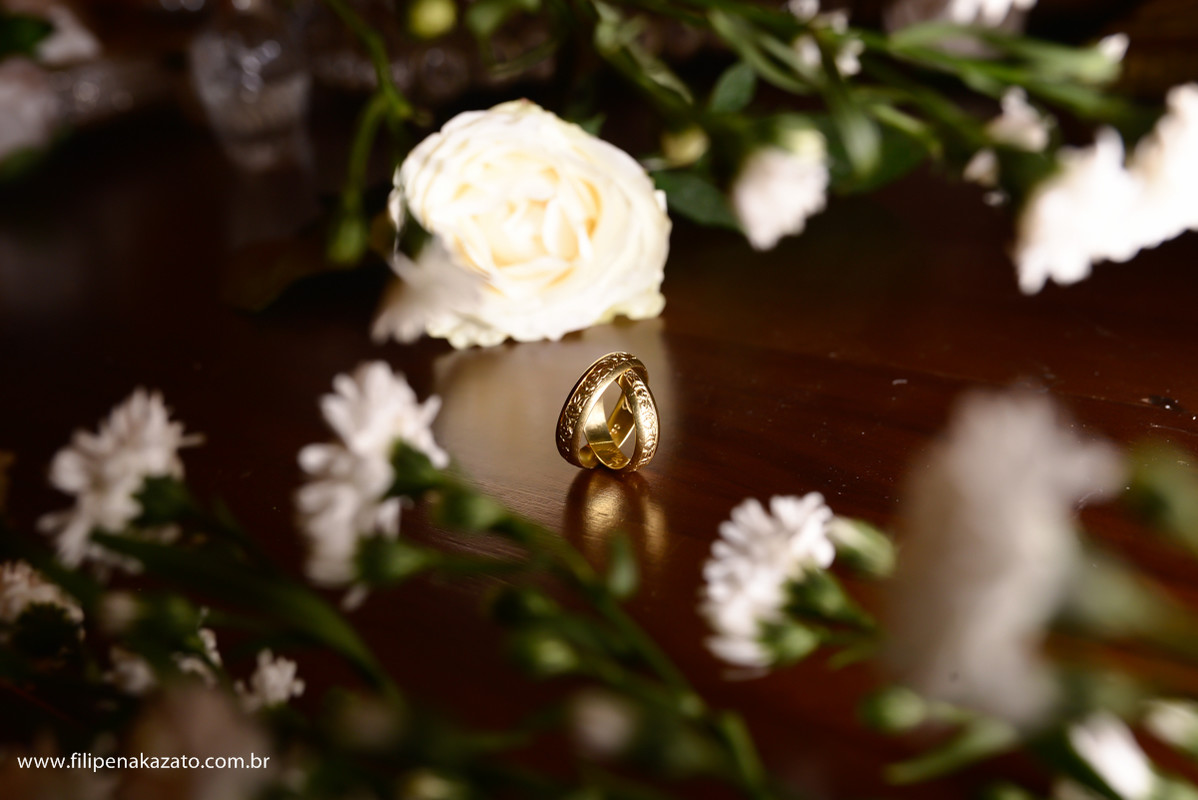 aliança casal casamento