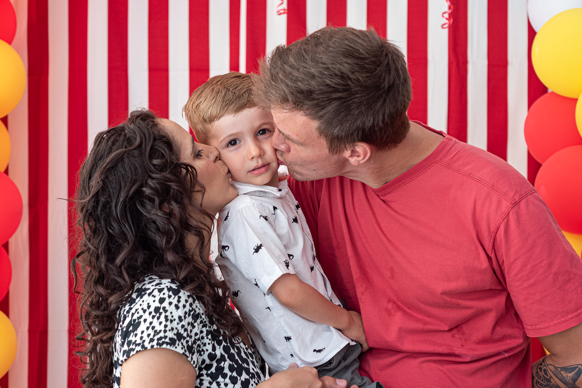 fotografia-festa-infantil-rj-3-anos-amigos-decoracao-tema-frozen-carros-tijuca