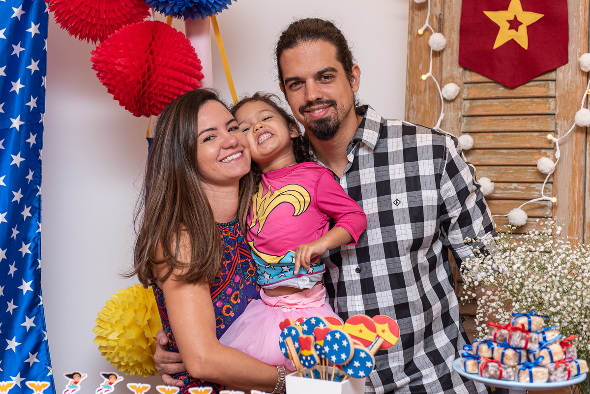 fotografia-de-festa-infantil-rj-3-anos-mulher-maravilha-rosa-casa-gavea