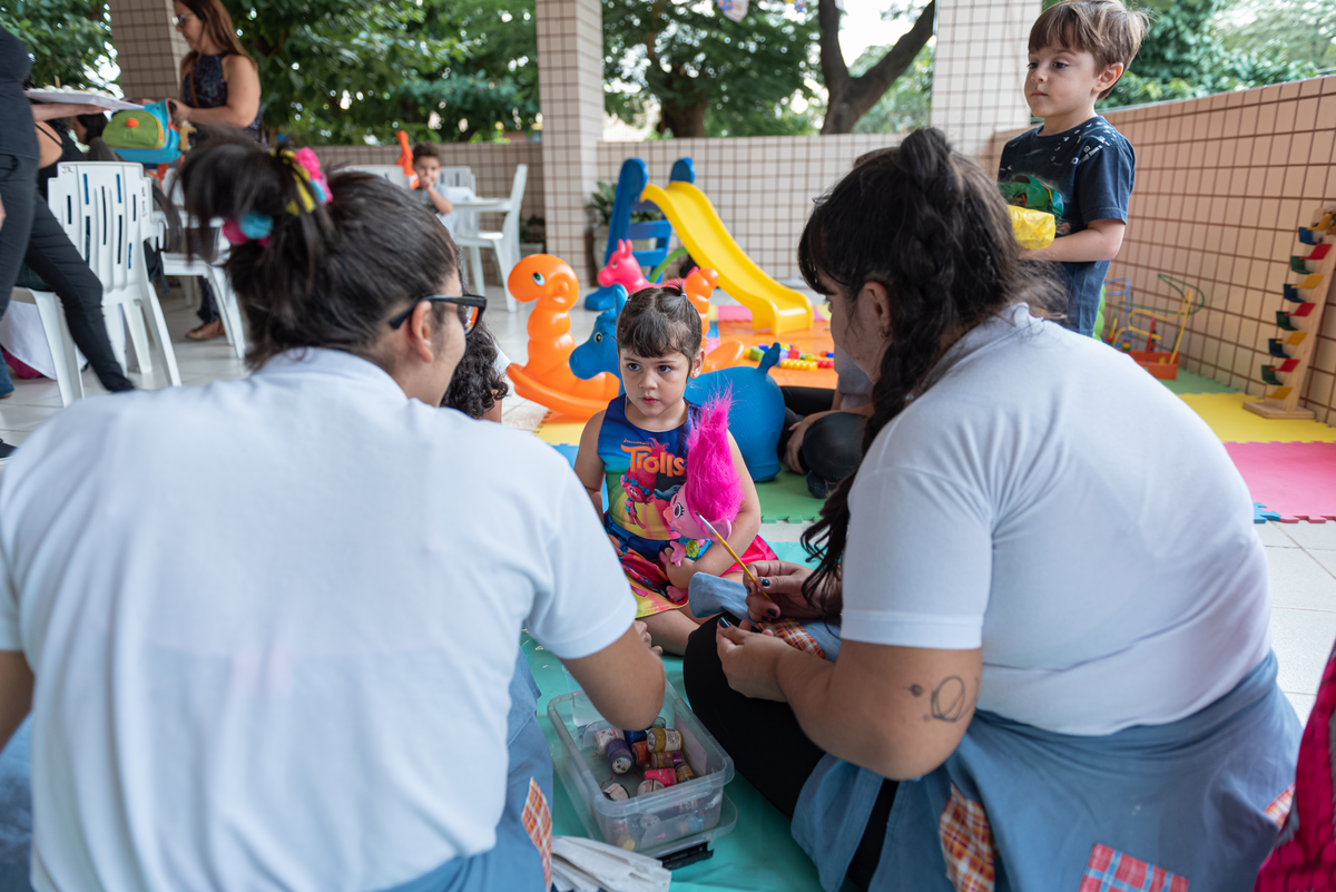 fotografia-de-festa-infantil-rj-3-anos-decoracao-tema-trolls-ilha-do-governador