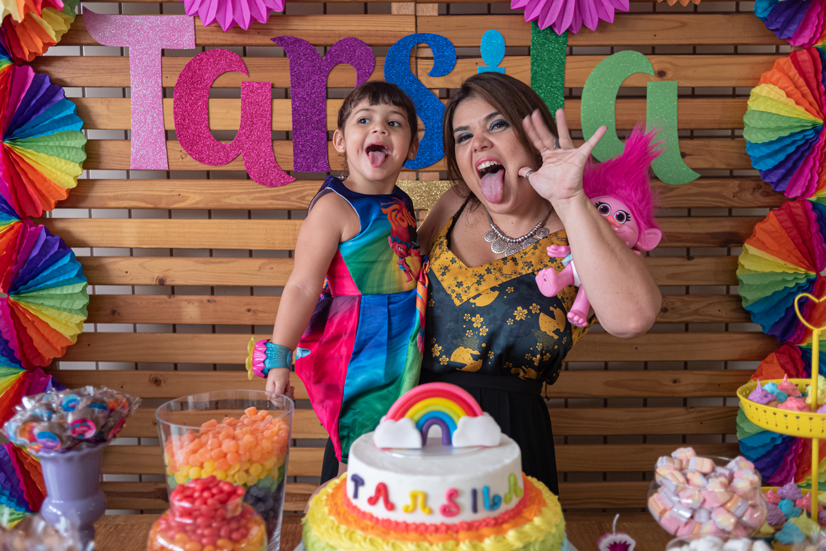 fotografia-de-festa-infantil-rj-3-anos-decoracao-tema-trolls-ilha-do-governador