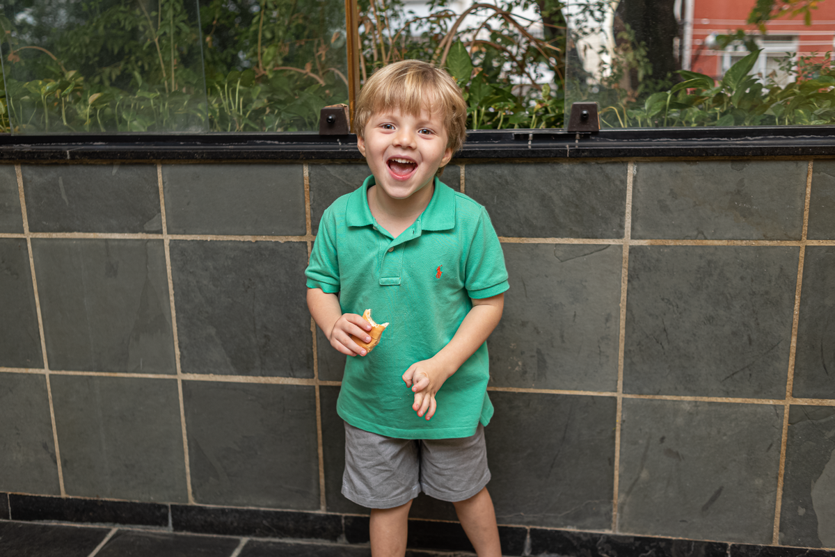 fotografia-de-festa-infantil-rj-2-anos-tema-decoracao-branca-de-neve