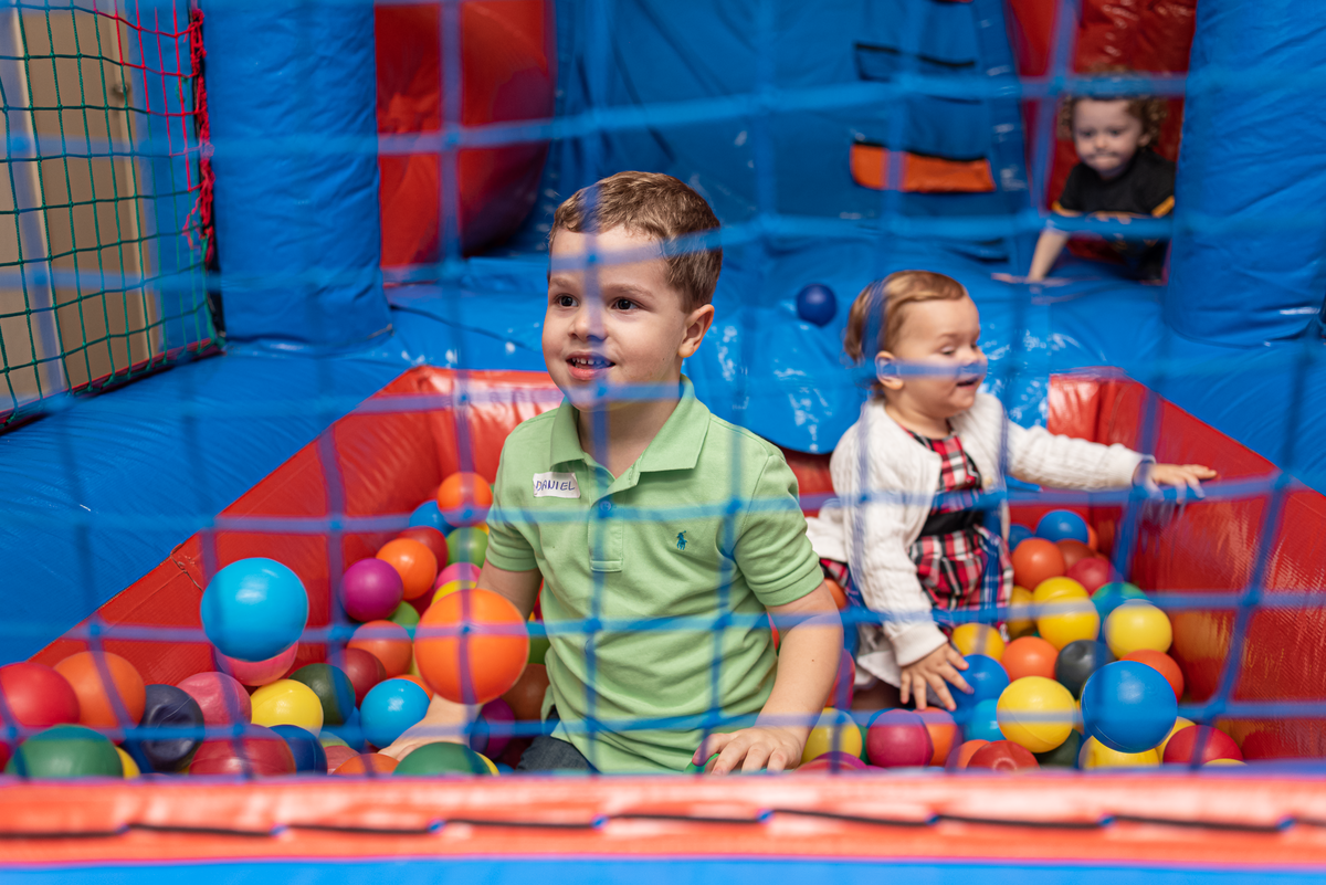 fotografia-de-festa-infantil-rj-2-anos-tema-decoracao-branca-de-neve