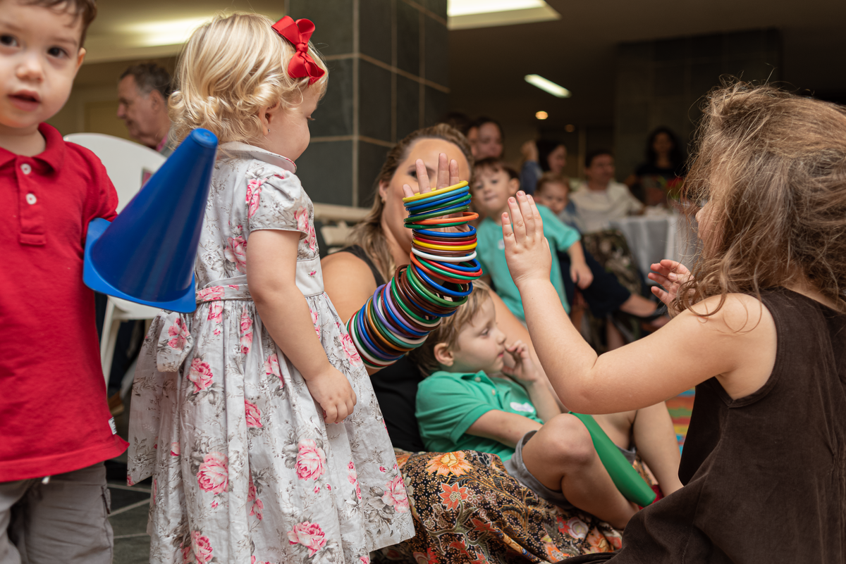 fotografia-de-festa-infantil-rj-2-anos-tema-decoracao-branca-de-neve