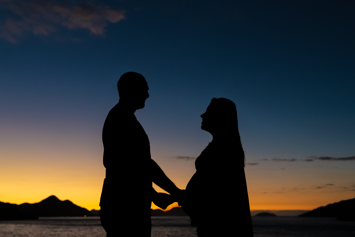 ensaio-externo-gestante-rj-praia-vermelha-urca-nascer-do-sol