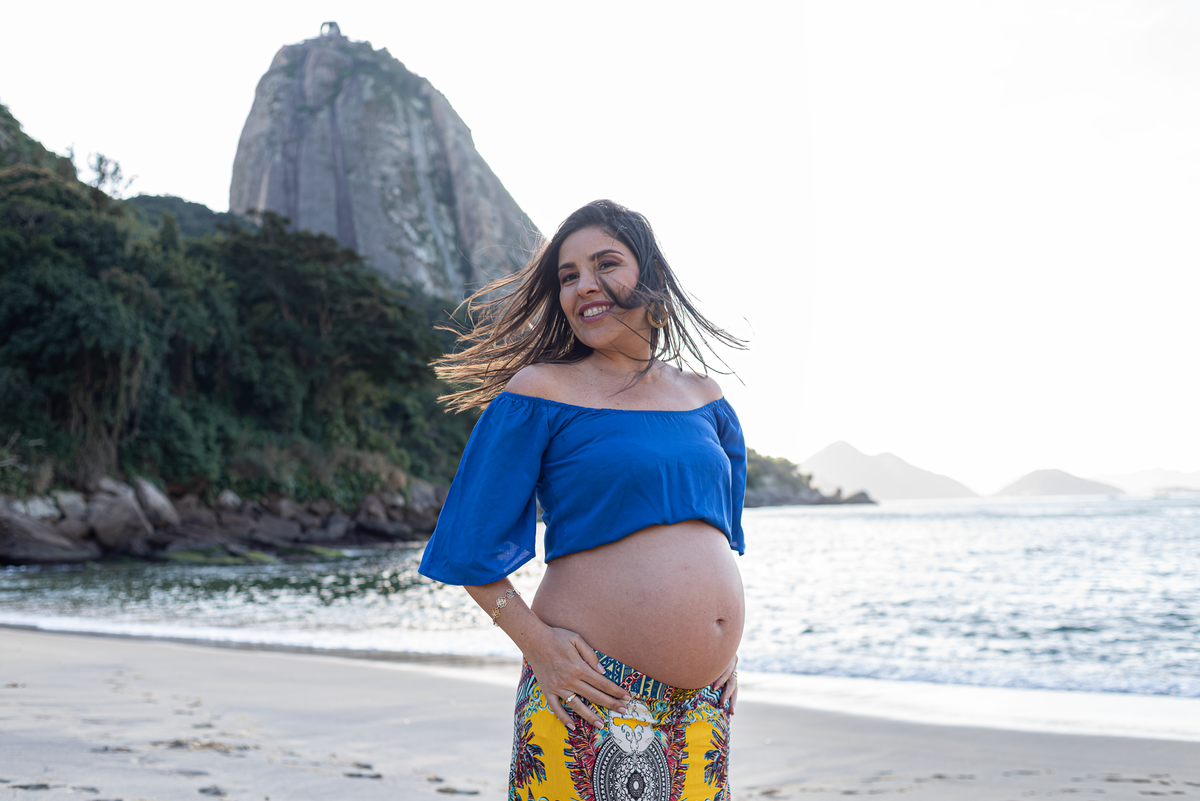 ensaio-externo-gestante-rj-praia-vermelha-urca-nascer-do-sol