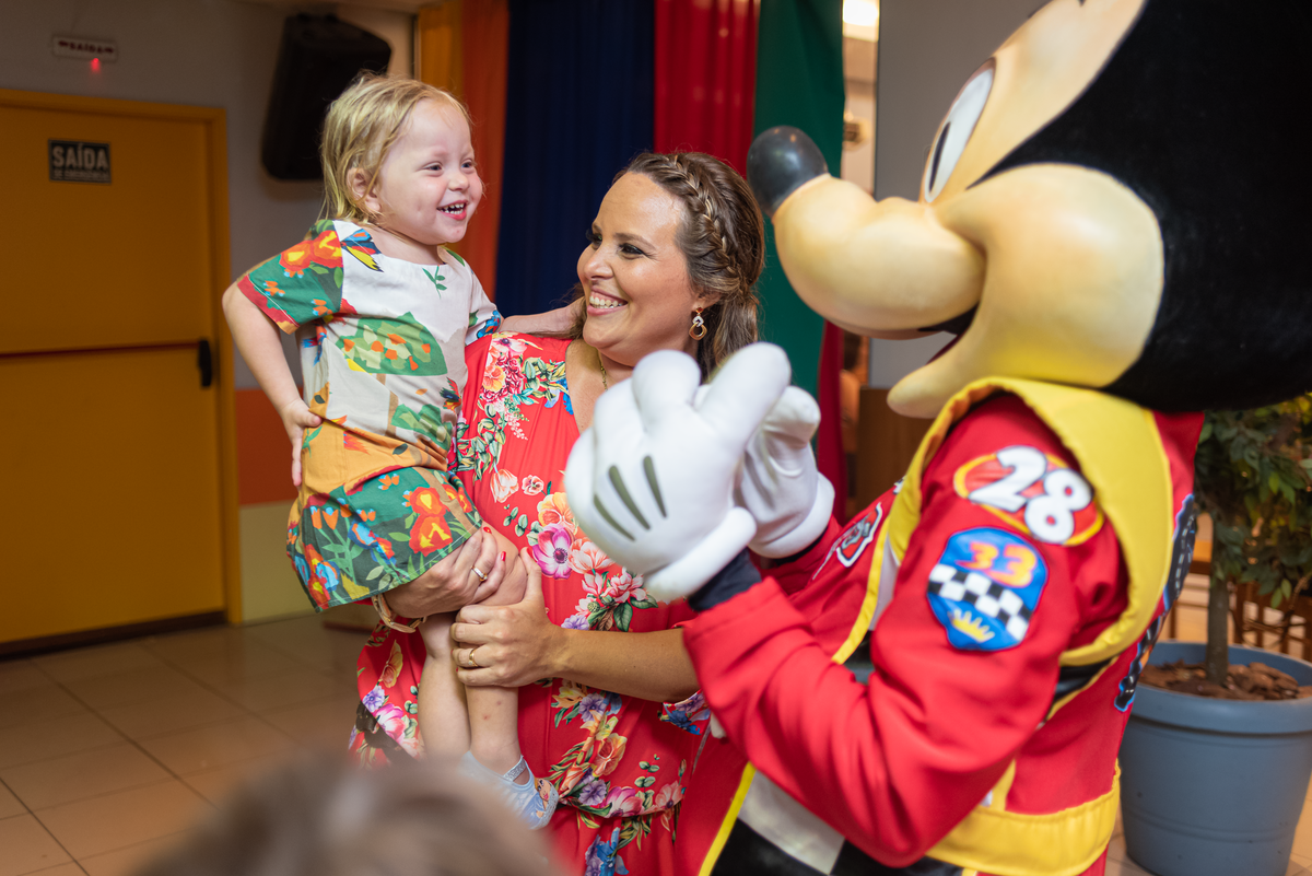 festa-infantil-rj-espoleta-buffet-infantil-botafogo-barao-de-lucena-tema-decoracao-mickey-corrida-5-anos-menino