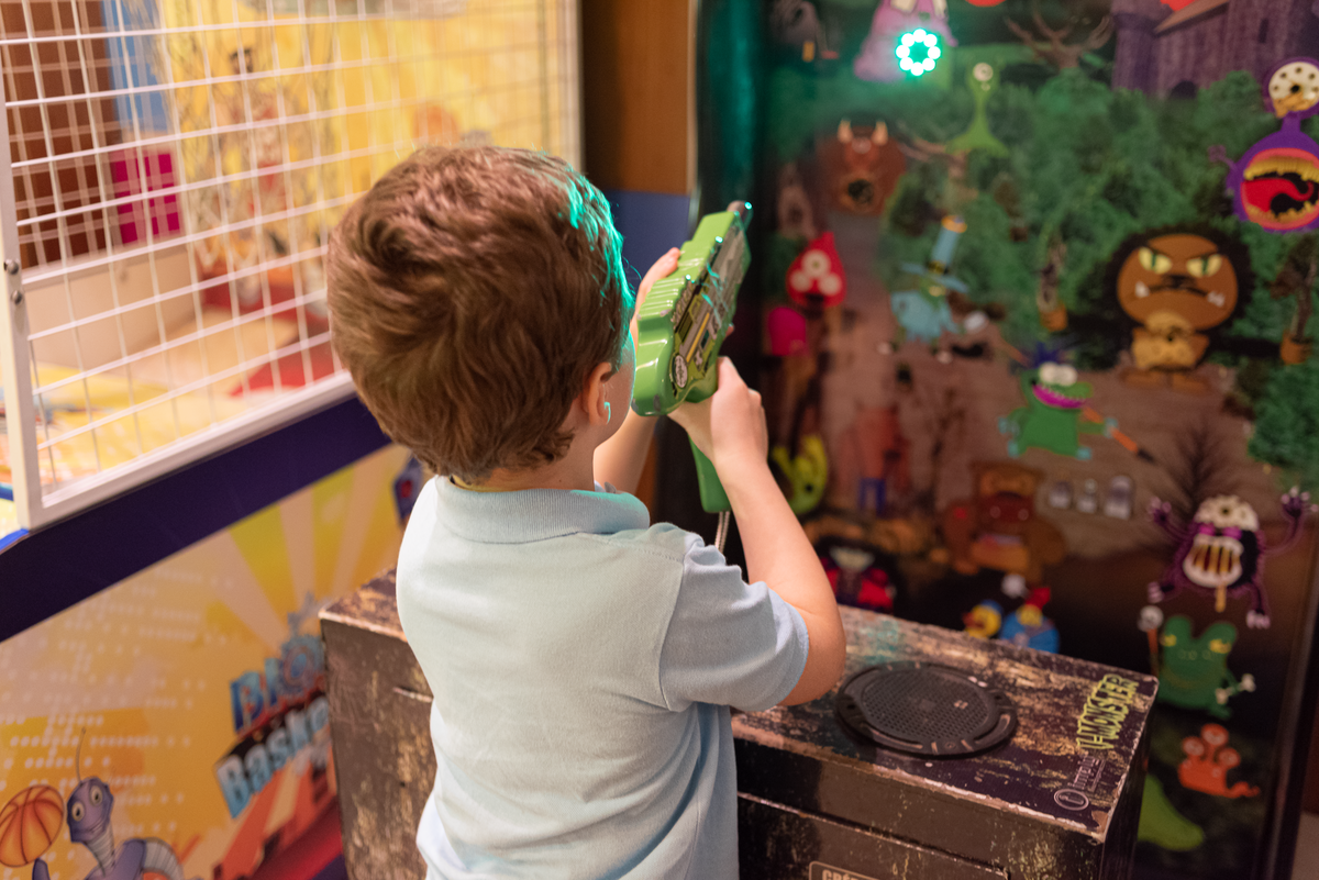 festa-infantil-rj-espoleta-buffet-infantil-botafogo-barao-de-lucena-tema-decoracao-mickey-corrida-5-anos-menino