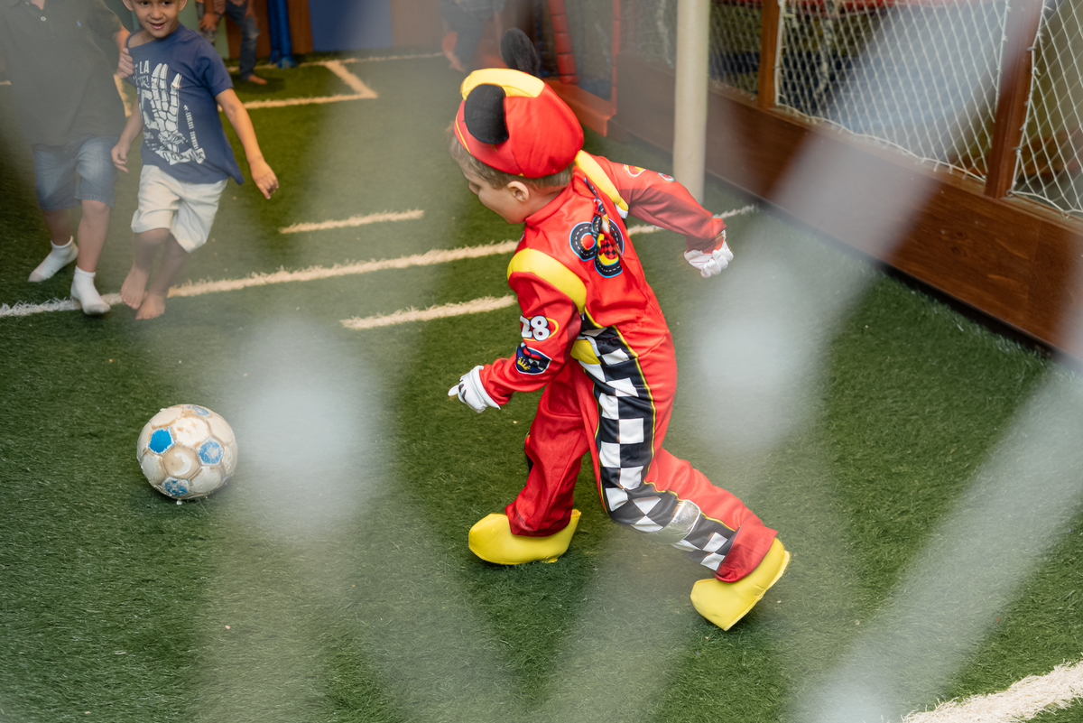 festa-infantil-rj-espoleta-buffet-infantil-botafogo-barao-de-lucena-tema-decoracao-mickey-corrida-5-anos-menino