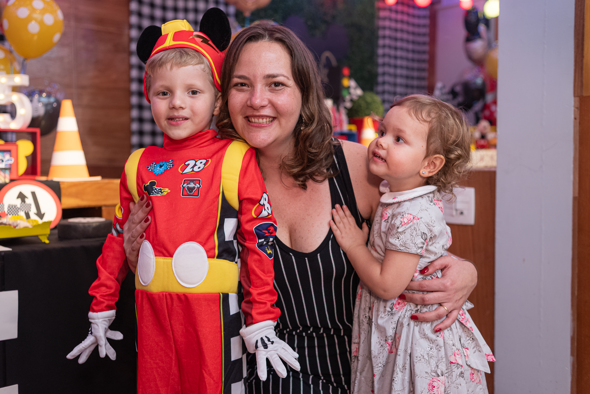 festa-infantil-rj-espoleta-buffet-infantil-botafogo-barao-de-lucena-tema-decoracao-mickey-corrida-5-anos-menino