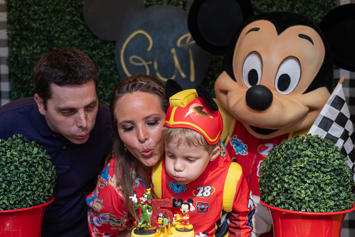 festa-infantil-rj-espoleta-buffet-infantil-botafogo-barao-de-lucena-tema-decoracao-mickey-corrida-5-anos-menino