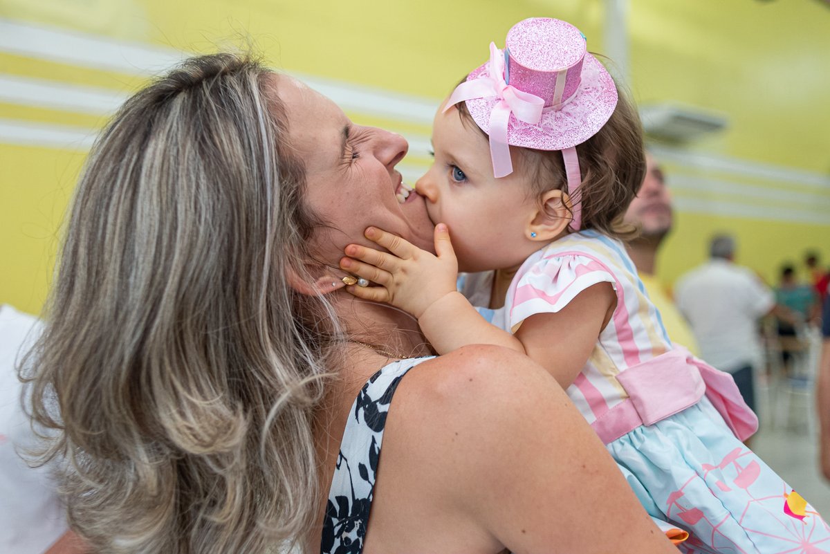 fotografia-festa-infantil-rj-1-ano-menina-circo-rosa-estacao-faz-de-conta-penha