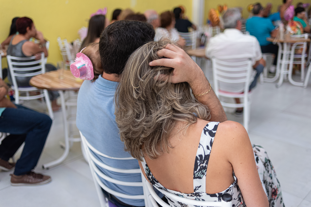 fotografia-festa-infantil-rj-1-ano-menina-circo-rosa-estacao-faz-de-conta-penha
