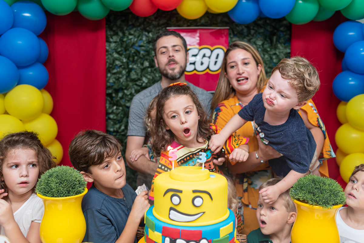 fotografia-festa-infantil-rj-irmaos-tema-decoracao-lego-botafogo