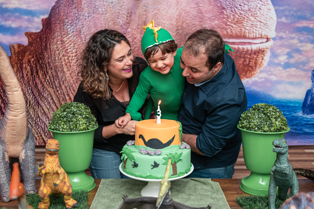 fotografia-de-festa-infantil-rj-3-anos-tema-decoracao-dinossauro-kidsland-buffet-infantil-laranjeiras