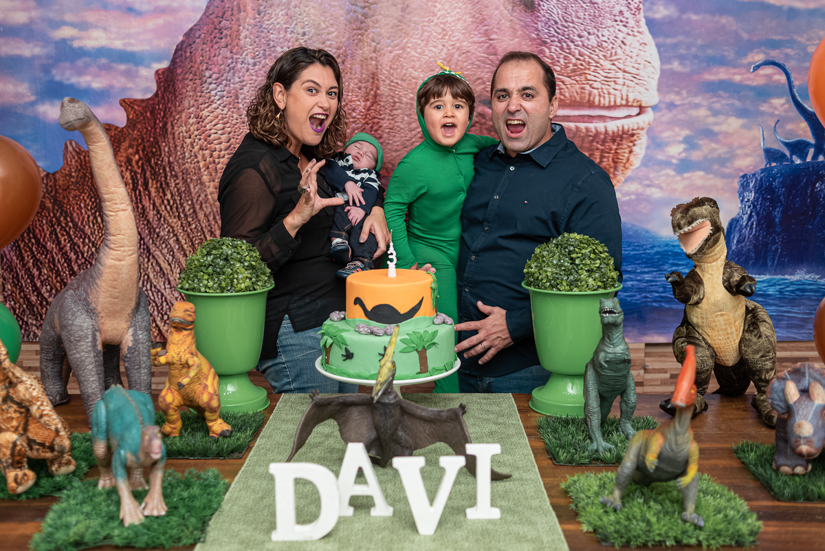 fotografia-de-festa-infantil-rj-3-anos-tema-decoracao-dinossauro-kidsland-buffet-infantil-laranjeiras